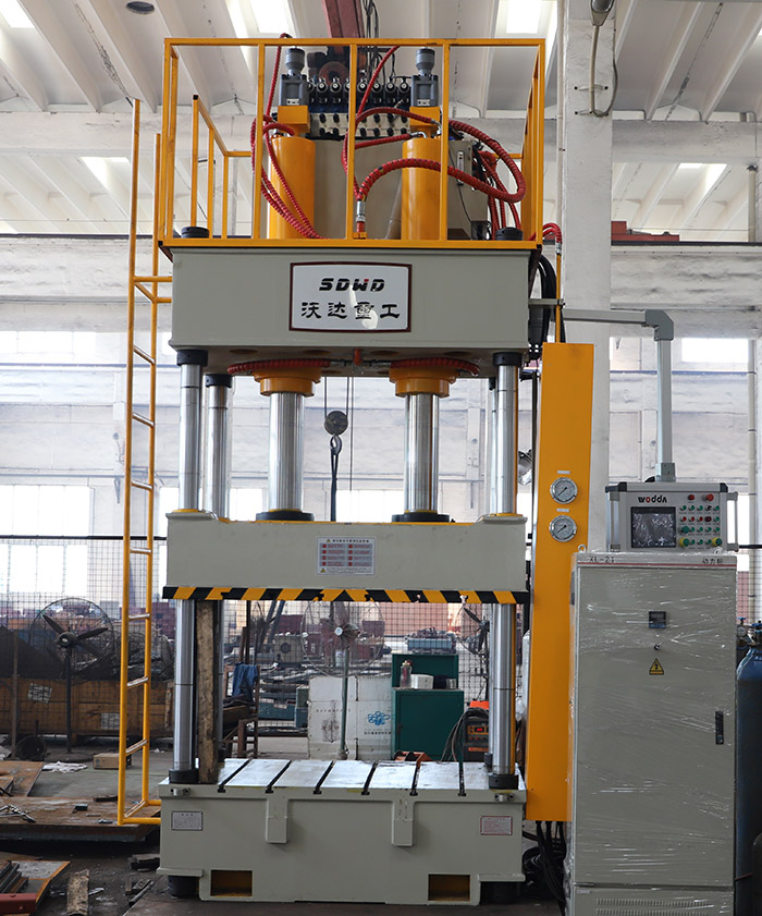 灰鬥車(chē)成型液(yè)壓機