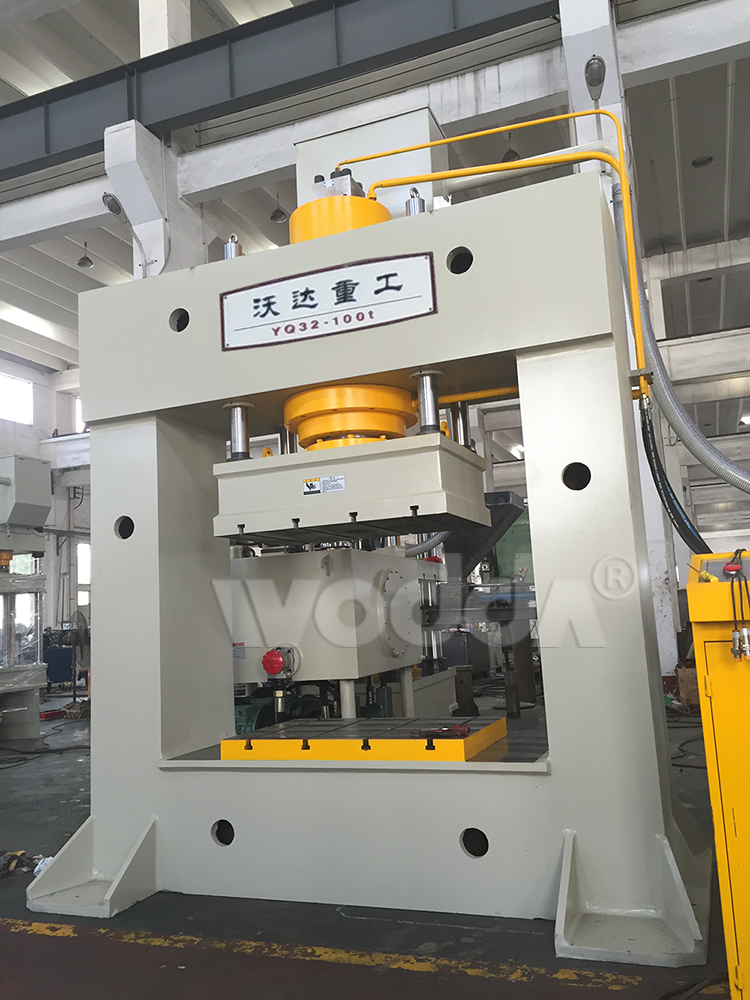 龍門液壓(yā)機 龍門液壓(yā)機