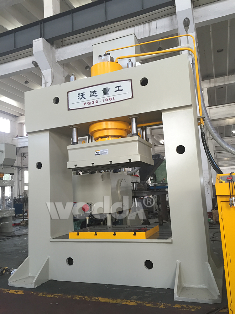 250噸龍門液(ye)壓機