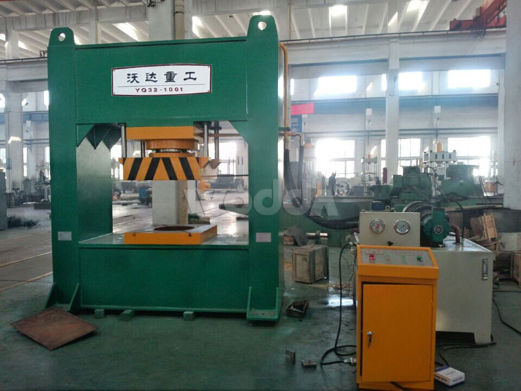 框架式(shi)龍門液(yè)壓機