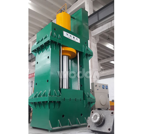 630噸龍門液(yè)壓機