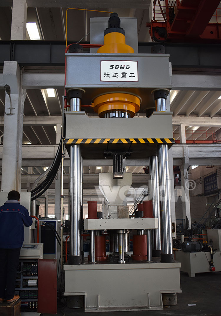 800噸飼(sì)料磚塊機(ji)