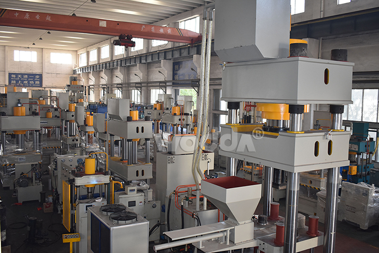 800噸四梁四(sì)柱液壓機(ji)