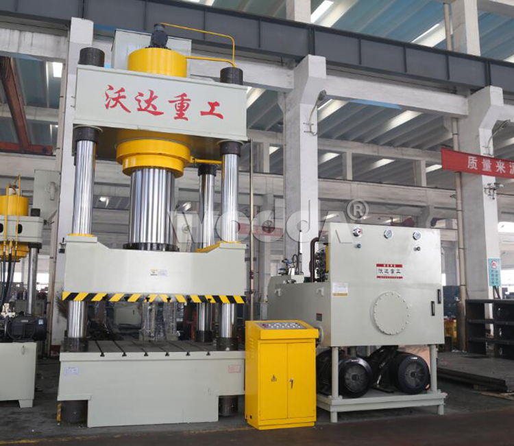 800噸(dūn)四柱液壓(ya)