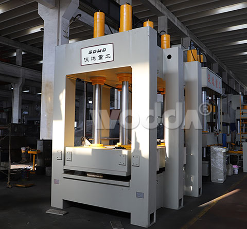 400T龍(lóng)門框架(jià)式液壓(yā)機