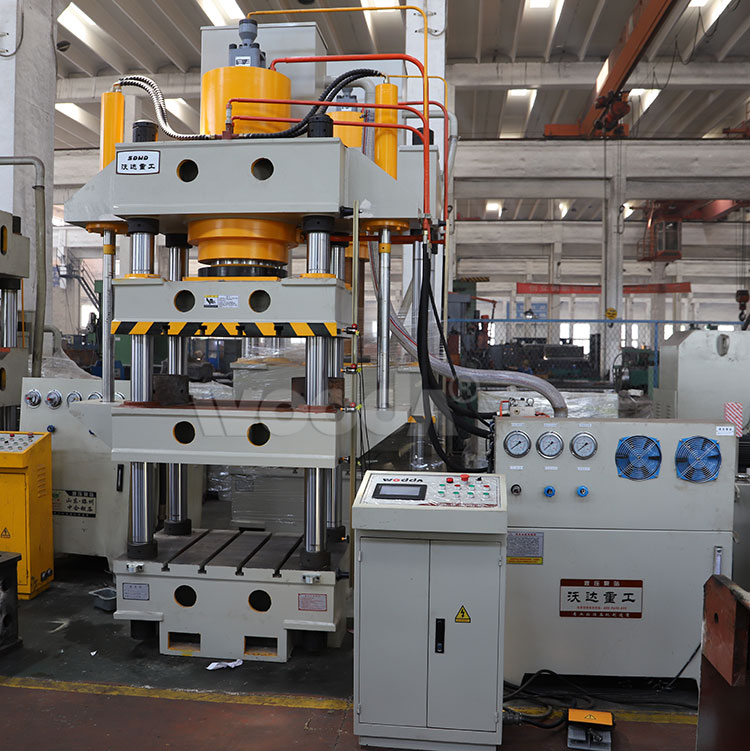 500噸四柱(zhù)液壓機(jī)