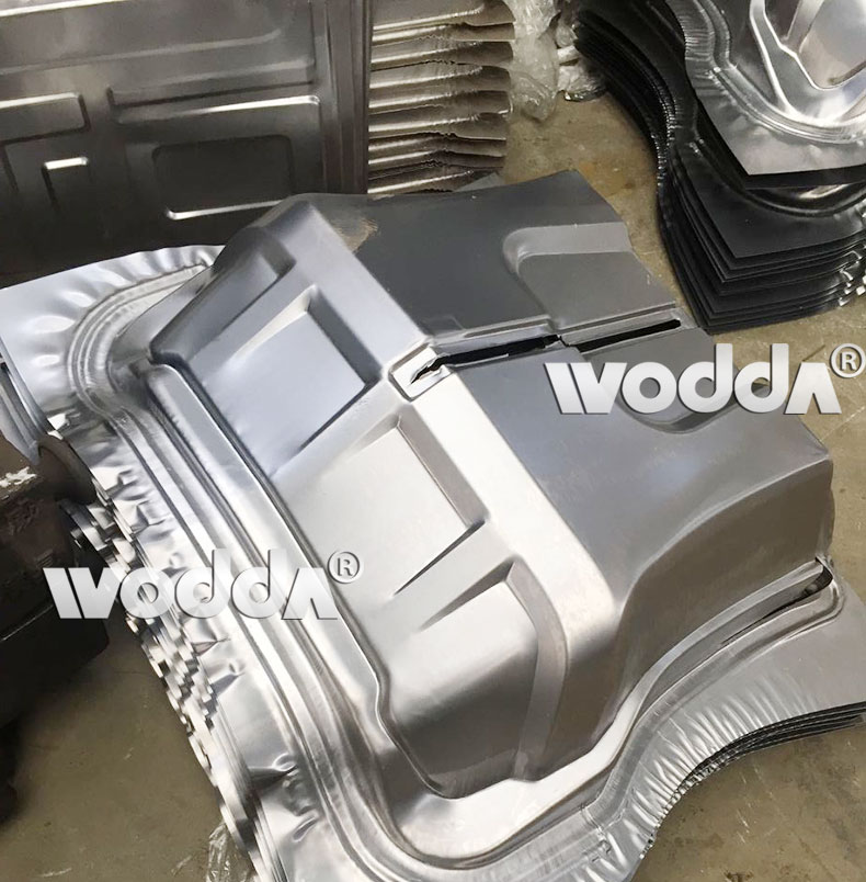 電動車擋風(feng)闆液壓機加工(gong)樣品展示