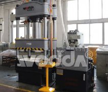 YQ32-200T液壓(ya)機