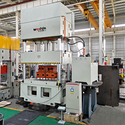 1000噸四柱拉伸液(ye)壓機_1000噸拉伸機