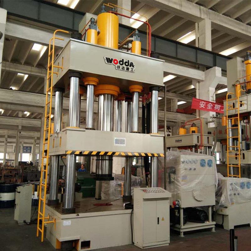 封頭拉(la)伸專用液(yè)壓機設備(bei) 封頭拉伸(shen)專用液壓(ya)機設備