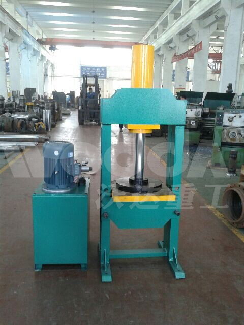 小型液(ye)壓機 小(xiǎo)型液壓(yā)機