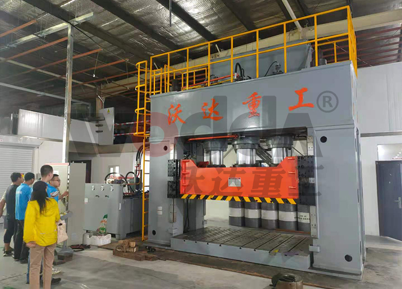 1000框架式(shi)拉伸液壓(yā)機 1000框架式(shi)拉伸液壓(ya)機