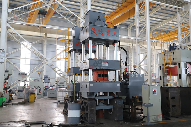 315噸不(bú)鏽鋼拉(lā)伸液壓(ya)機 315噸不(bu)鏽鋼拉(lā)伸液壓(ya)機