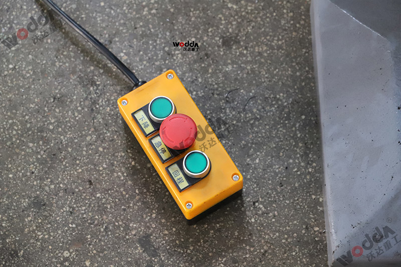 500噸拉(la)伸液壓機急停控(kong)制按鈕 500噸拉伸液(yè)壓機急停控制按(an)鈕