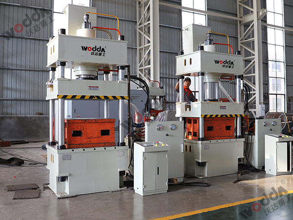 200噸(dūn)拉伸液壓機(jī) 200噸拉伸液壓(yā)機