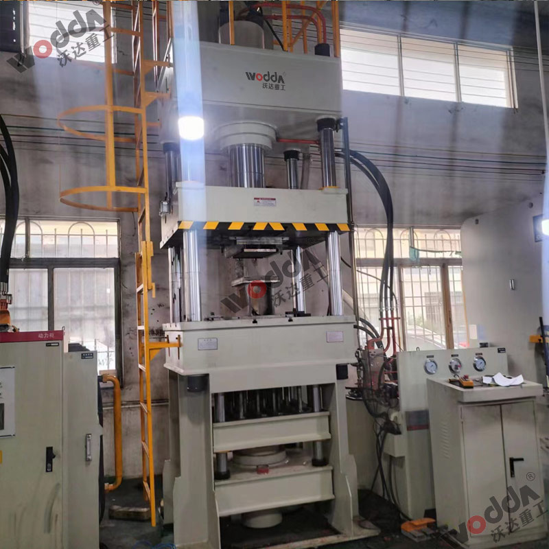 500T液(ye)壓拉伸機(jī) 500T液壓拉伸(shēn)機