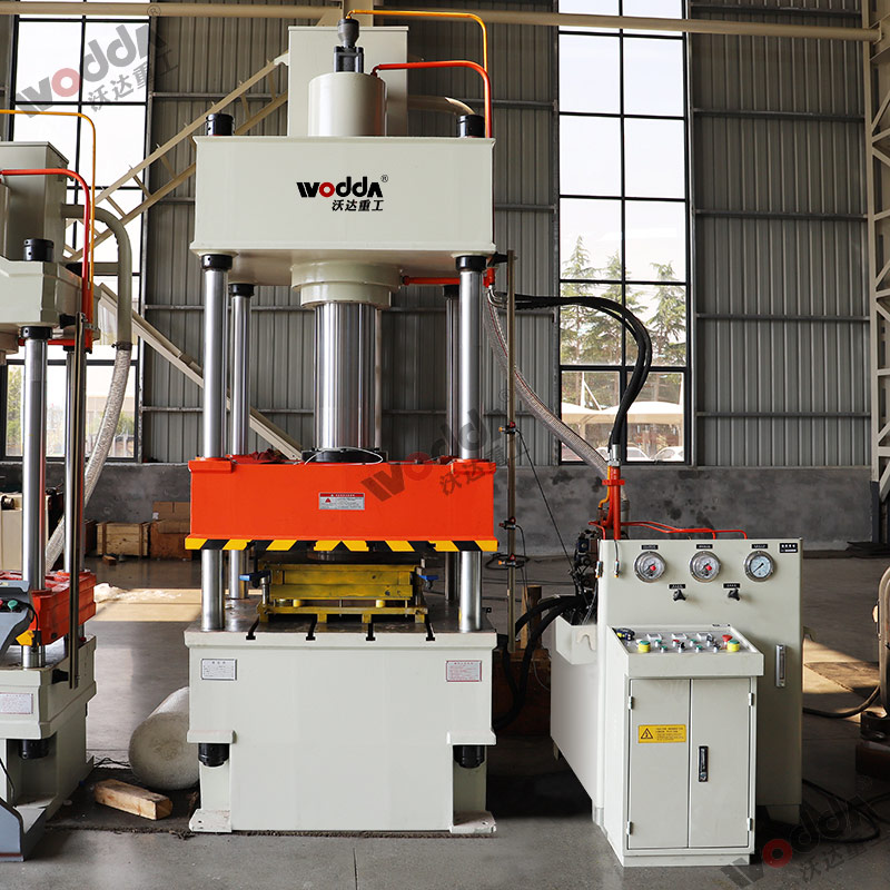 不鏽(xiù)鋼闆材(cái)拉伸機(ji) 不鏽鋼(gang)闆材拉(lā)伸機