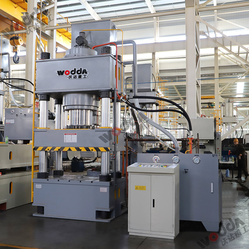 630噸四柱(zhu)拉伸液壓(ya)機 630噸四柱(zhu)拉伸液壓(ya)機