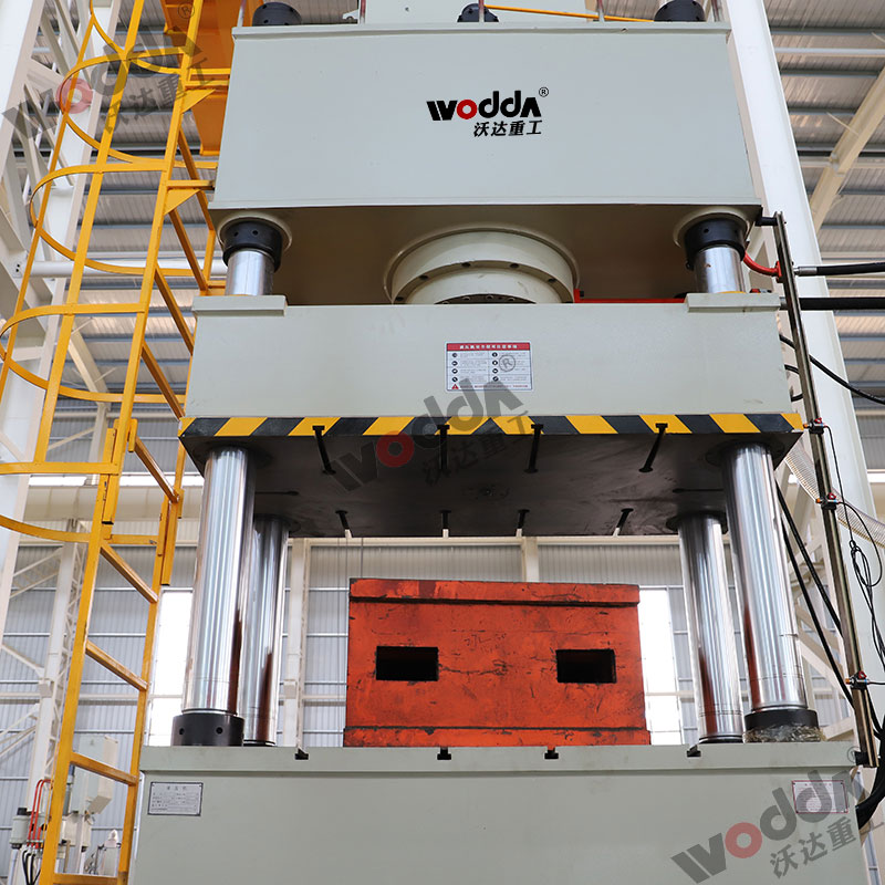 500噸四柱液壓(yā)機_多頂杆拉伸液(ye)壓機 500噸四柱液壓(yā)機_多頂杆拉伸液(yè)壓機