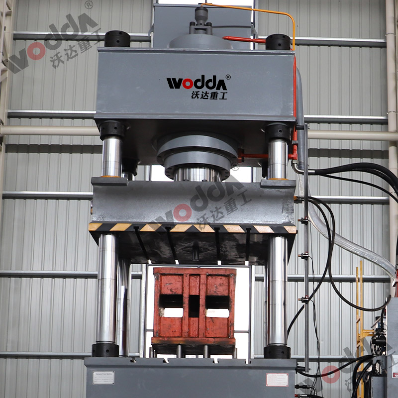 不鏽鋼水槽拉(lā)伸液壓機 不鏽(xiu)鋼水槽拉伸液(yè)壓機