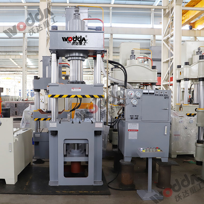 200噸(dun)拉伸液(yè)壓機 200噸(dun)拉伸液(ye)壓機