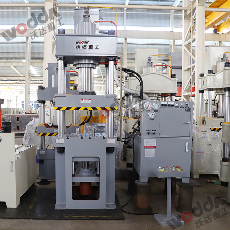 200噸不鏽(xiù)鋼拉伸液壓機 200噸(dun)不鏽鋼拉伸液壓(yā)機