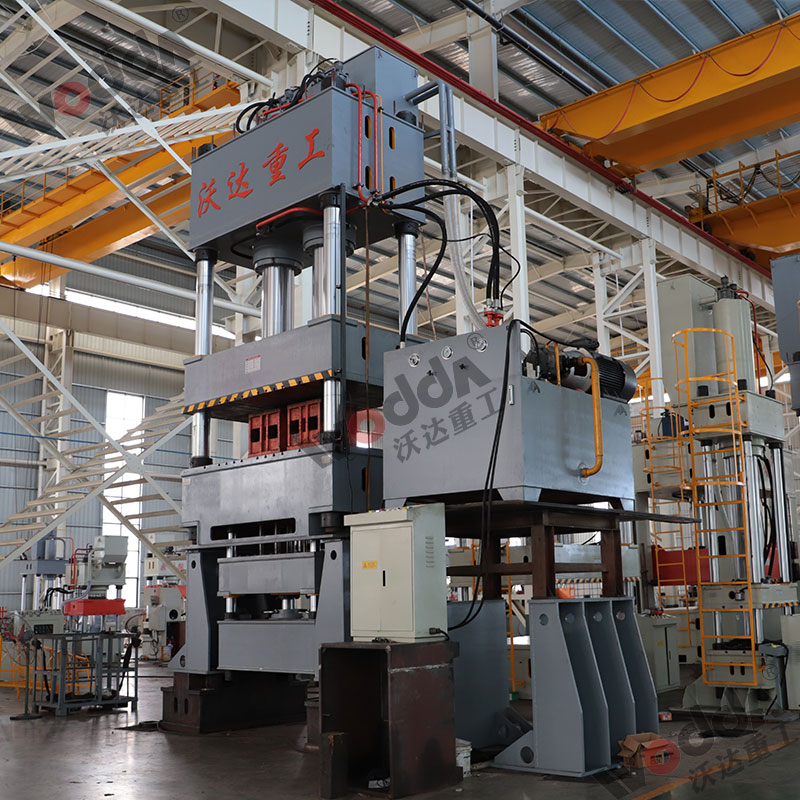 1000噸拉(lā)伸液壓(yā)機 1000噸拉(la)伸液壓(yā)機