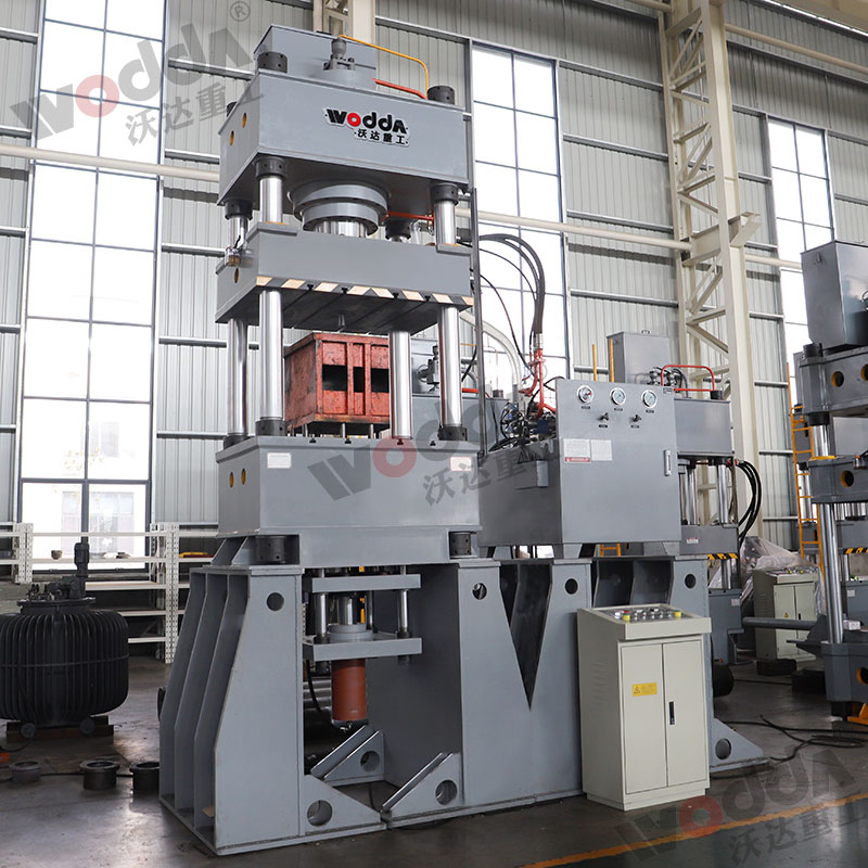 400噸四柱(zhu)拉伸液壓機(ji) 400噸四柱拉伸(shēn)液壓機