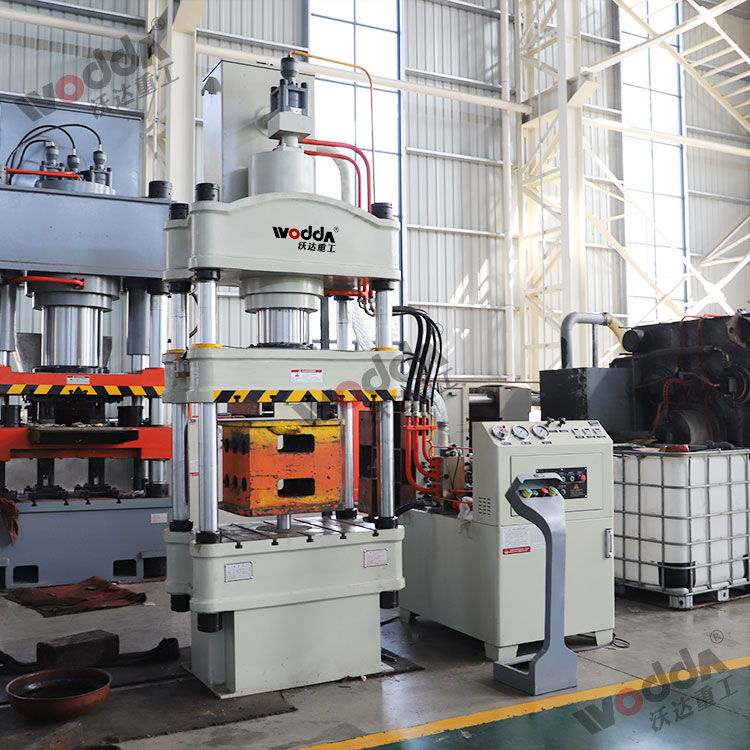 200噸拉伸液壓(ya)機 200噸拉伸液(ye)壓機