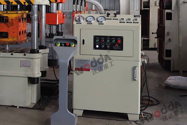 液(yè)壓機液壓系(xì)統與電器系(xi)統 液壓機液(yè)壓系統與電(dian)器系統