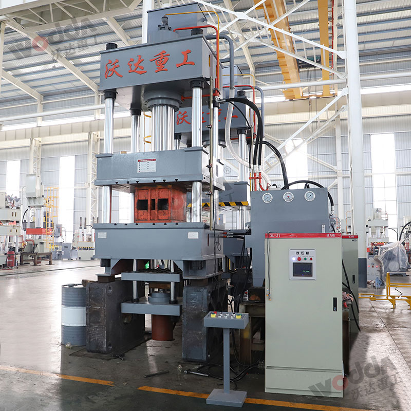 315噸不鏽鋼拉伸(shēn)液壓機 315噸不鏽(xiu)鋼拉伸液壓機(ji)