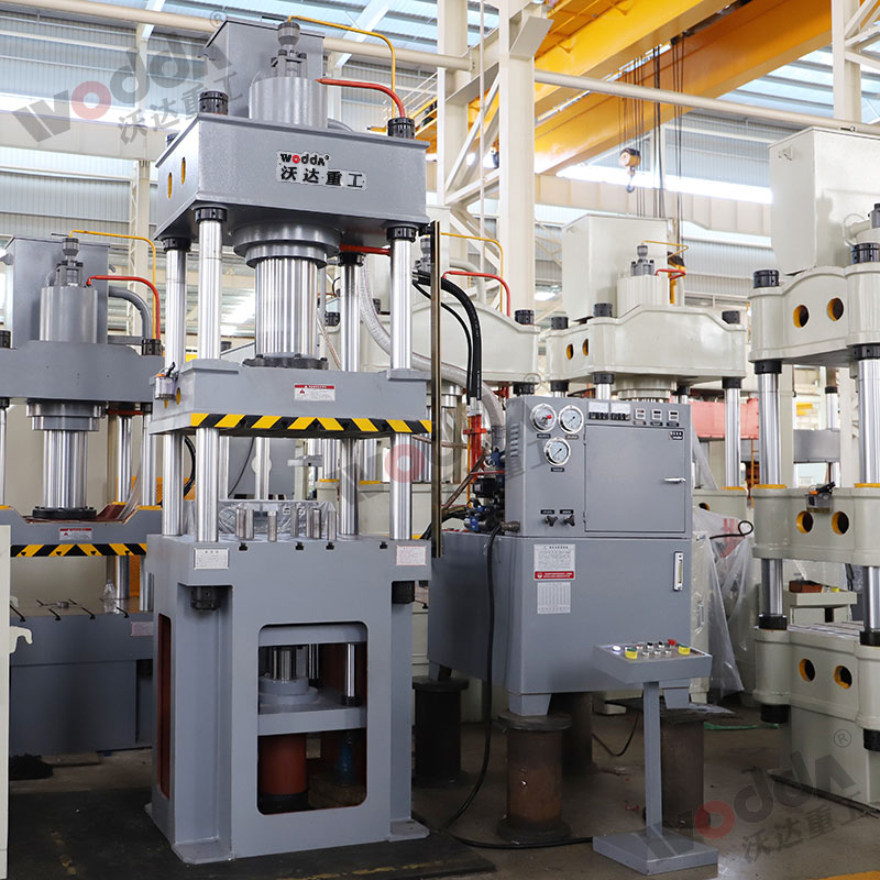 200噸(dun)拉伸液(ye)壓機 200噸(dūn)拉伸液(yè)壓機