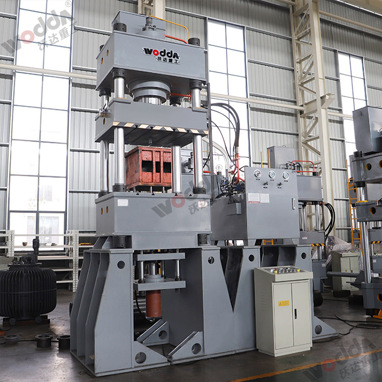 400噸拉伸(shen)液壓機(jī) 400噸拉伸(shen)液壓機(jī)