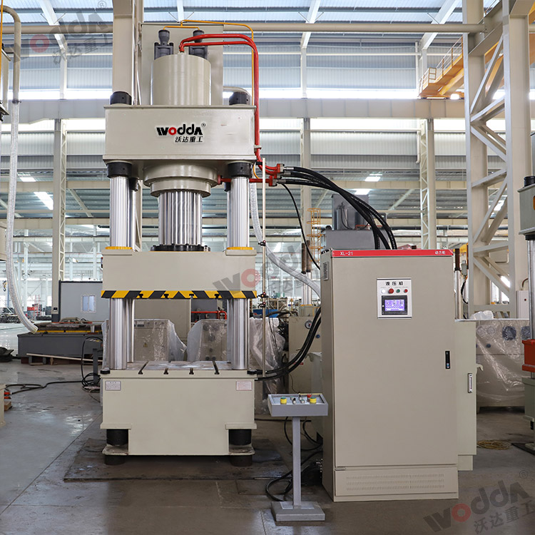 500噸拉伸(shen)液壓機 500噸拉伸(shēn)液壓機