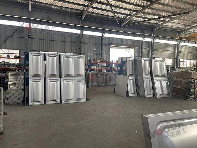 不(bú)鏽鋼水箱沖壓(ya)闆 不鏽鋼水箱(xiang)沖壓闆