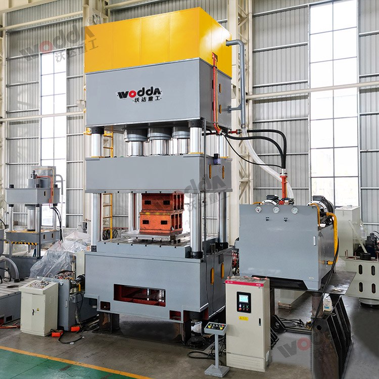 1500噸金屬闆材(cái)拉伸液壓機 1500噸(dun)金屬闆材拉伸(shēn)液壓機