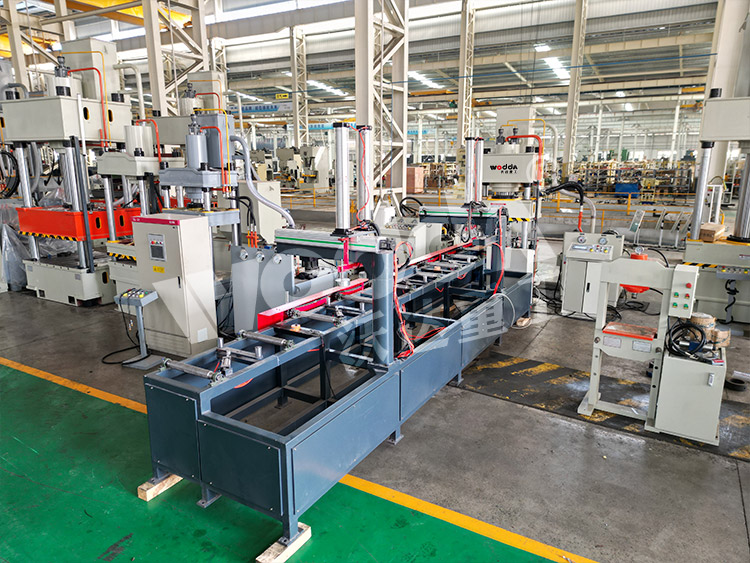 250噸(dūn)錨杆托(tuo)盤生産(chan)線(圖2) 250噸(dūn)錨杆托(tuō)盤生産(chan)線(圖2)