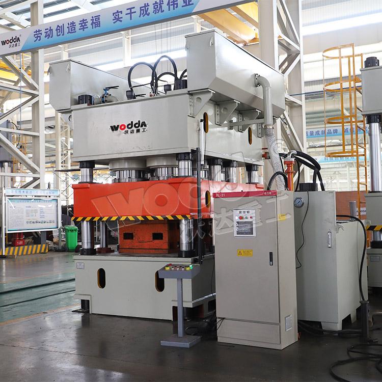 3000噸液壓(yā)機 3000噸液壓機(jī)