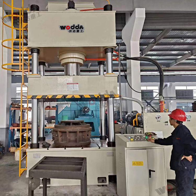 315噸汽(qì)車配件(jiàn)拉伸液(yè)壓機 315噸(dun)汽車配(pèi)件拉伸(shen)液壓機(jī)