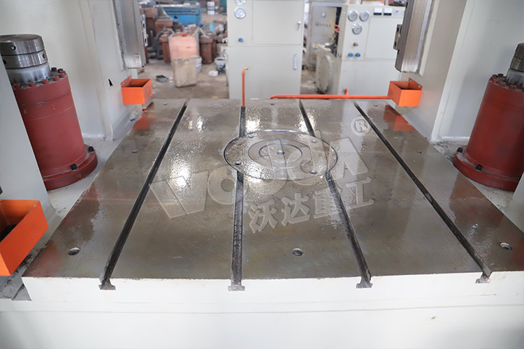 工(gōng)作台 工作(zuò)台