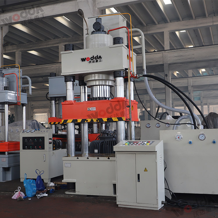 500噸動力(lì)電池電芯鋁殼拉(la)伸液壓機 500噸動力(lì)電池電芯鋁殼拉(lā)伸液壓機