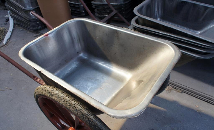 灰(hui)鬥車 灰(hui)鬥車