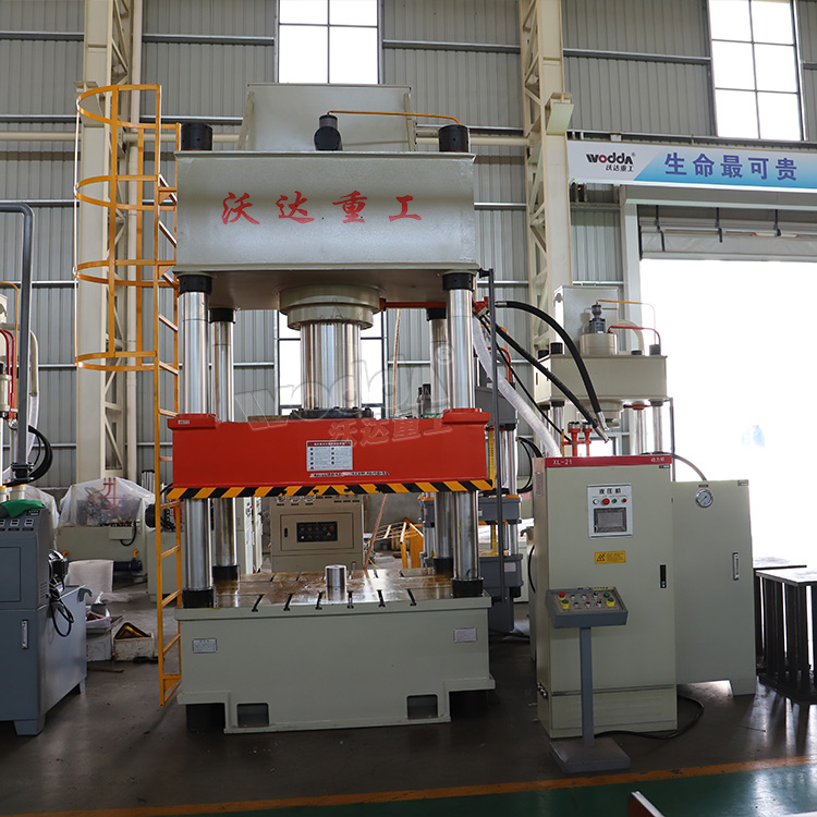 500噸伺服拉伸(shen)機