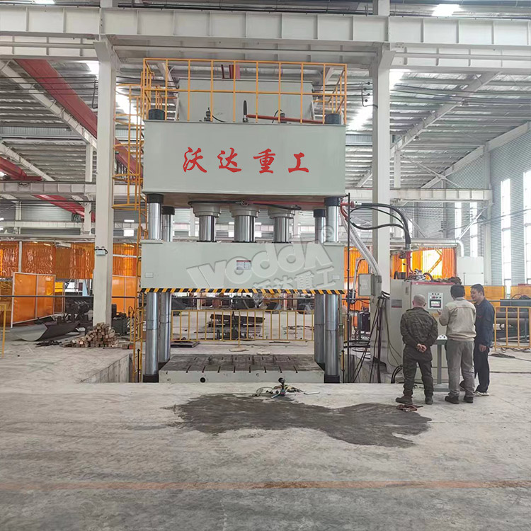 1000噸汽(qi)車配件拉伸(shēn)液壓機