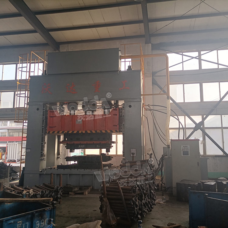 1000噸框架式汽(qi)車配件拉伸液壓(ya)機 1000噸框架式汽車(che)配件拉伸液壓機(ji)