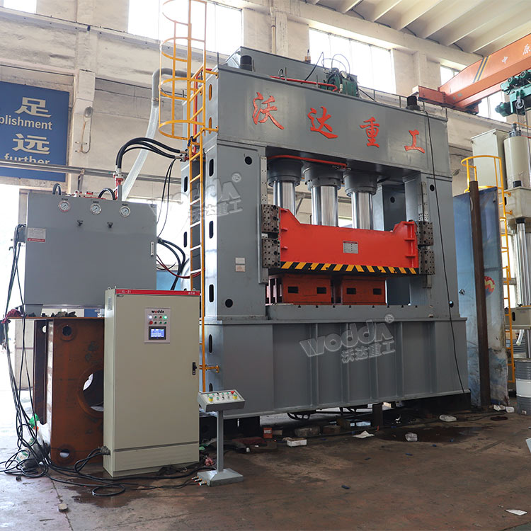 1000框架式壓力(li)機 1000框架式壓力機(ji)