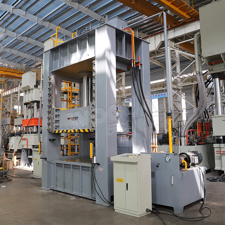 框架式汽車钣(ban)金件液壓機 框(kuàng)架式汽車钣金(jīn)件液壓機