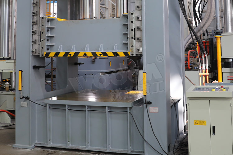 工作台(tai)及光栅保護裝(zhuāng)置 工作台及光(guāng)栅保護裝置