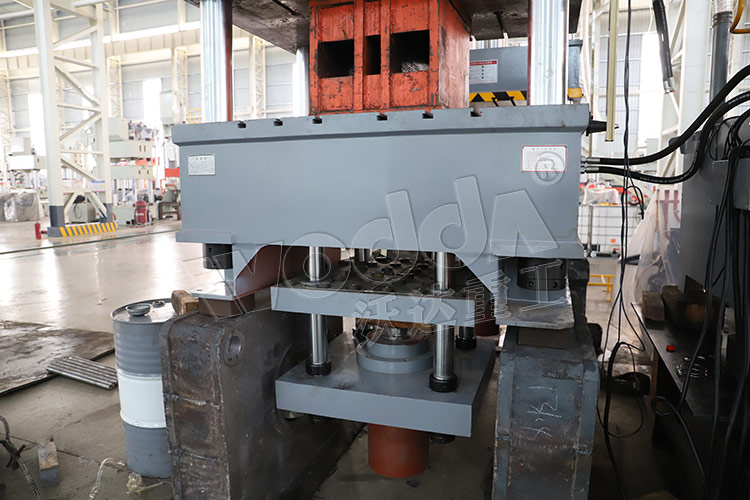 液(ye)壓墊多(duo)頂杆 液(ye)壓墊多(duō)頂杆