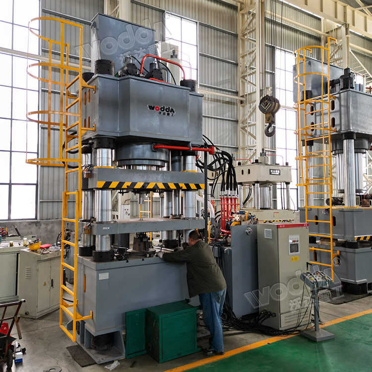 800噸鐵矽鋁(lü)磁芯粉末成型液(yè)壓機 800噸鐵矽鋁磁(ci)芯粉末成型液壓(yā)機